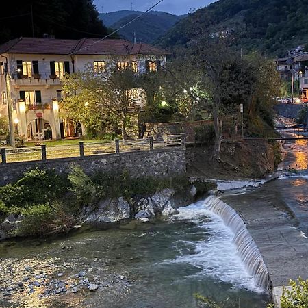 Appartamento In Villa A 5 Km Dal Mare Albisola Superiore Kültér fotó