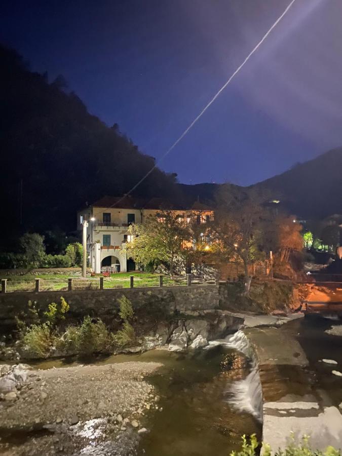 Appartamento In Villa A 5 Km Dal Mare Albisola Superiore Kültér fotó