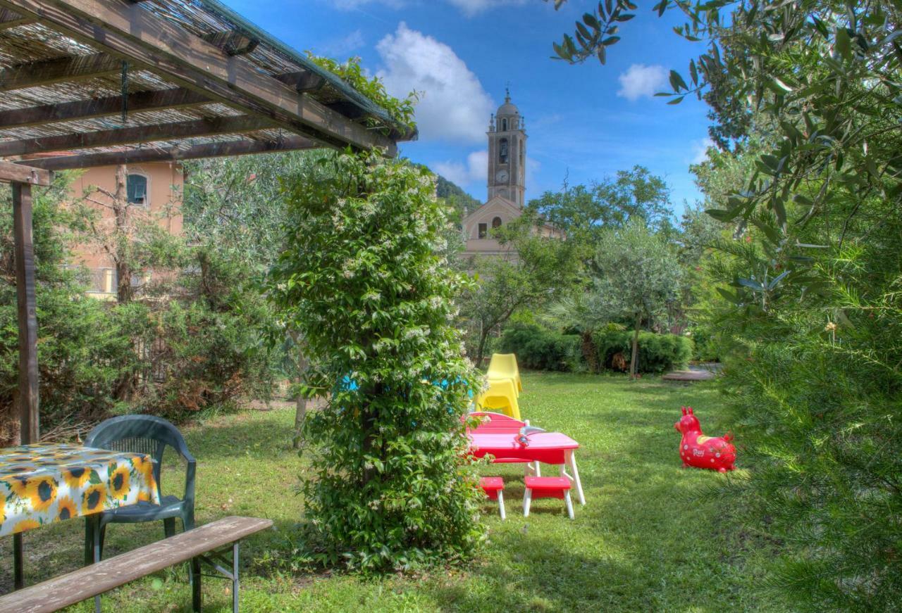 Appartamento In Villa A 5 Km Dal Mare Albisola Superiore Kültér fotó